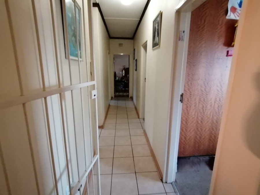 4 Bedroom Property for Sale in Fleurdal Free State